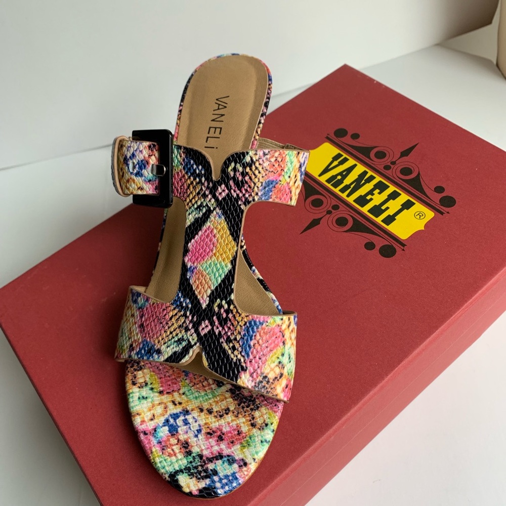 Vaneli Vanya slip on sandals, multicolor snakeskin like print upper leather 8.5M